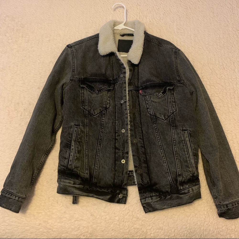Levi’s Sherpa jacket